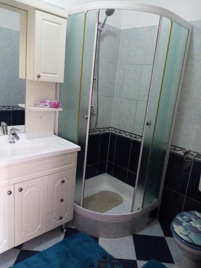 Apartment Andric Kaštela Екстериор снимка