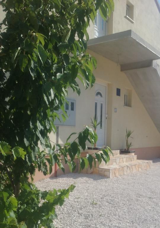 Apartment Andric Kaštela Екстериор снимка