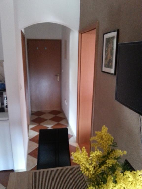 Apartment Andric Kaštela Екстериор снимка