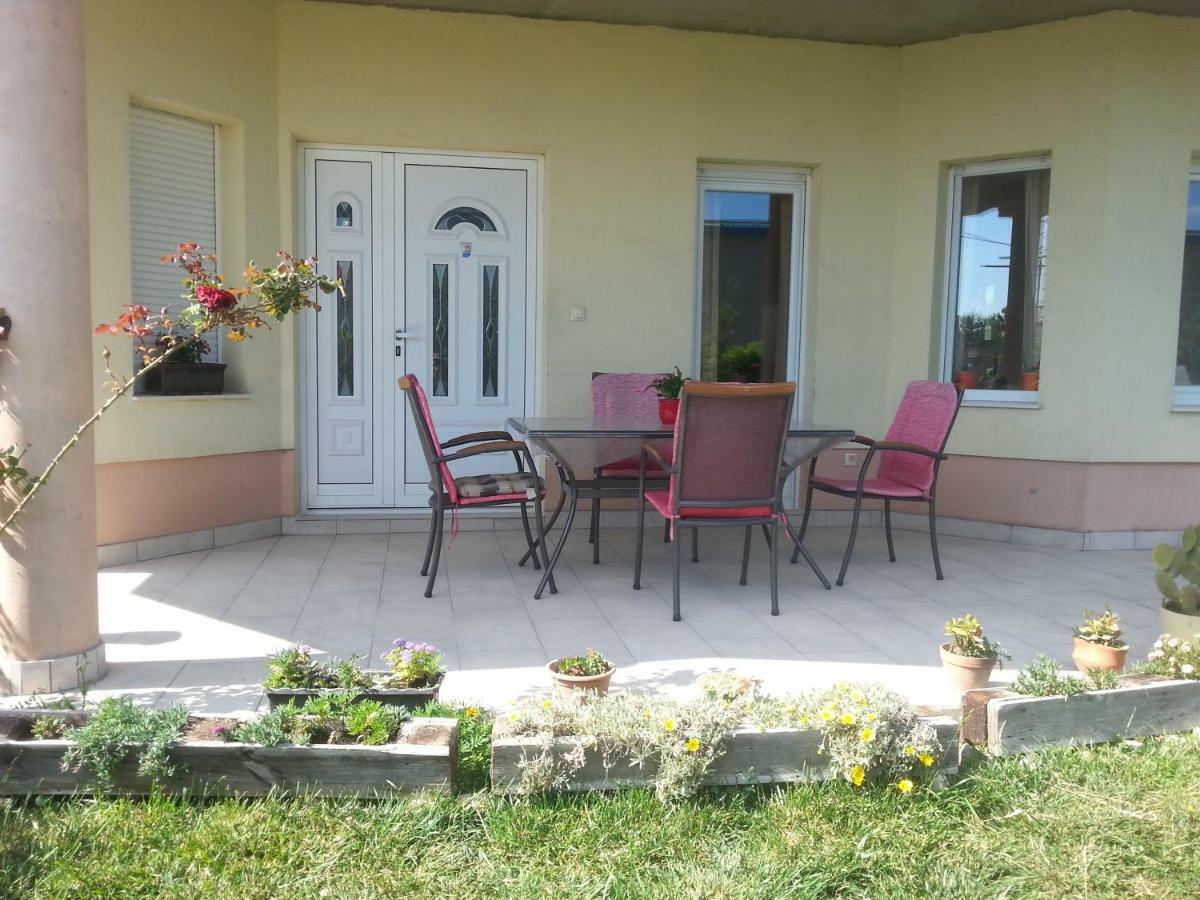 Apartment Andric Kaštela Екстериор снимка
