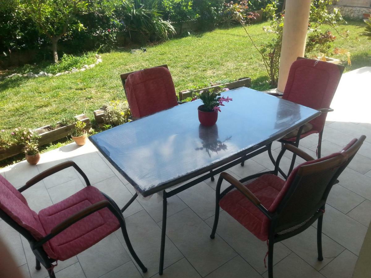 Apartment Andric Kaštela Екстериор снимка